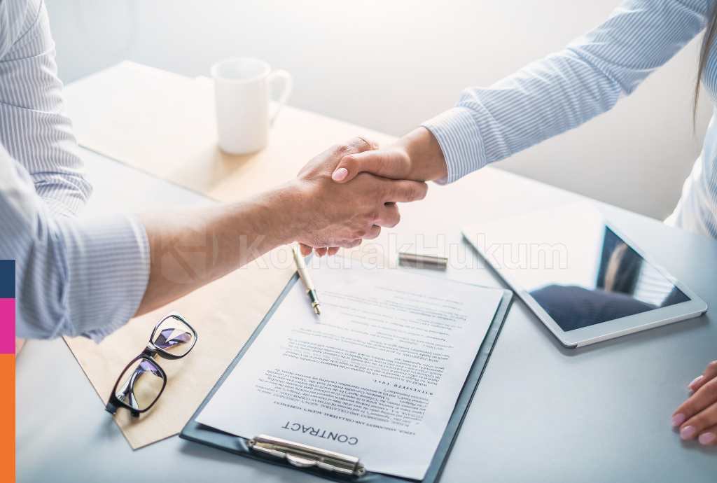 Ketika suatu kontrak perjanjian telah selesai dibuat, pastikan untuk membaca dan mereview isi kontrak tersebut secara seksama agar tidak merugikan dikemudian hari.