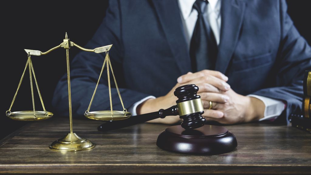 Constructive Dismissal Lawyer Toronto: Protecting Employees from Unfair Workplace Practices