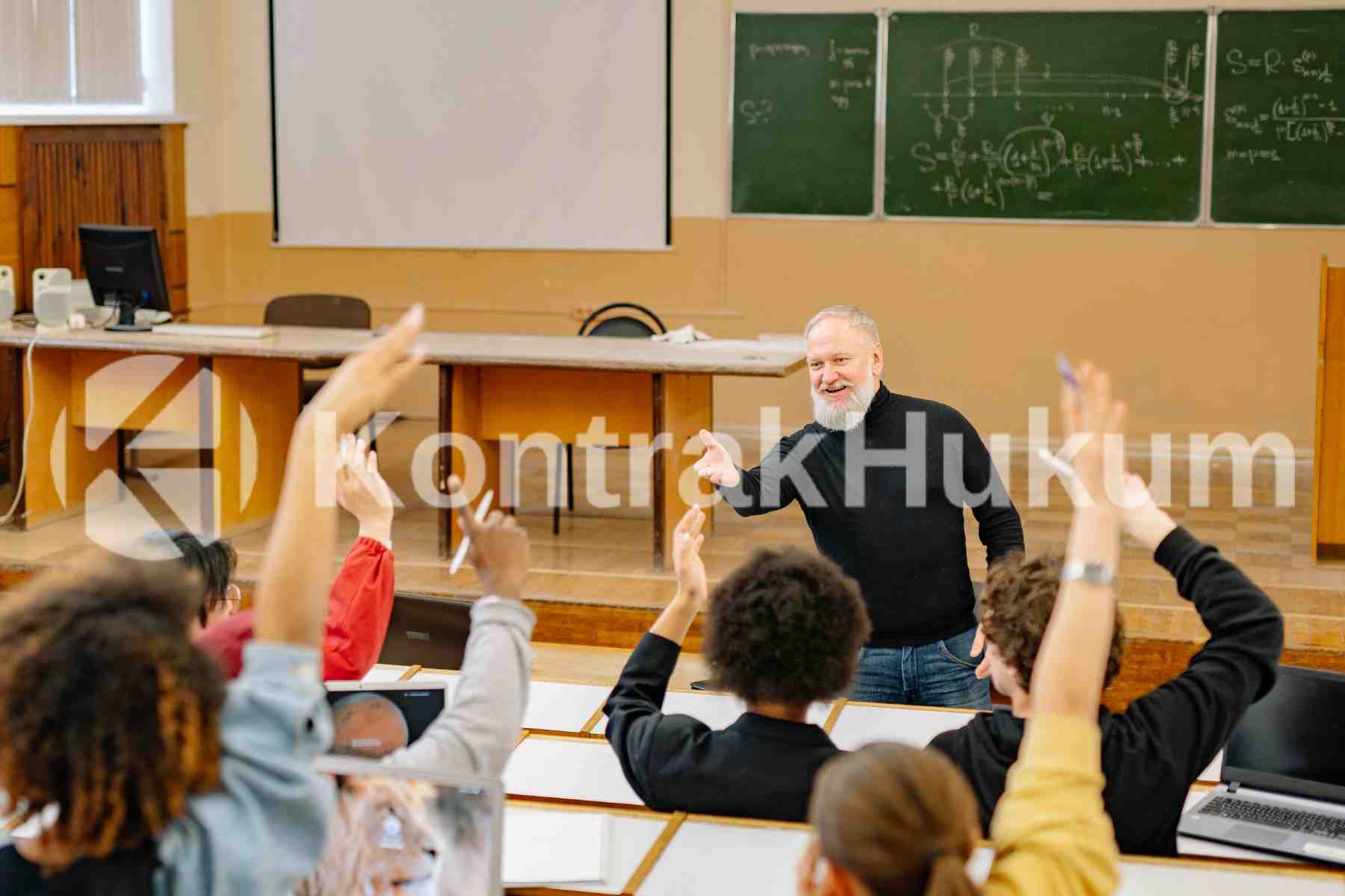 hak cipta materi edukasi bimbel